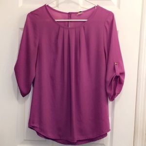 Selling this super trendy blouse